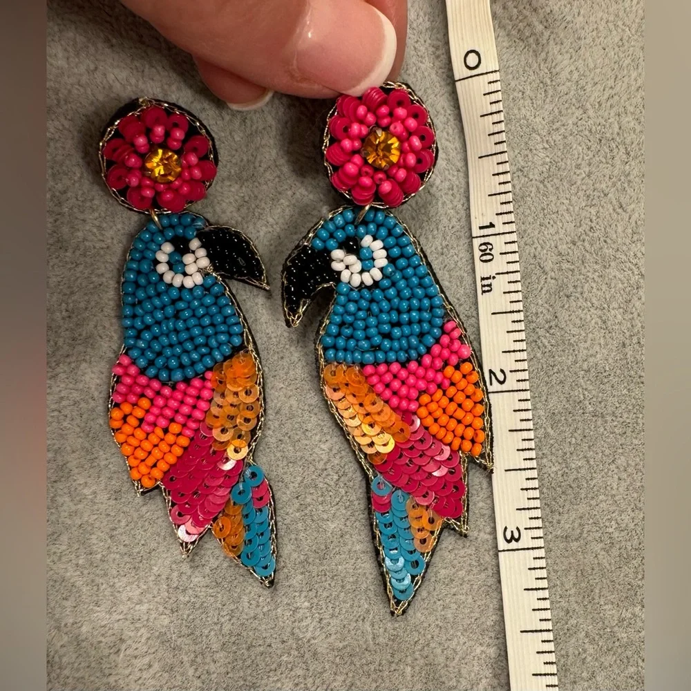 🦜Parrot bead and sequins statement earrings - Picture 4 of 4